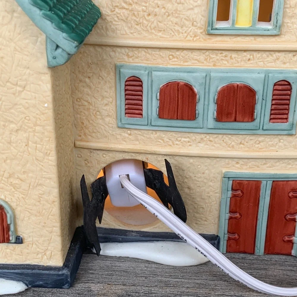 Dept 56 Alpine Village Danube Music Publisher 56173 Lighted Porcelain TEST-WORKS